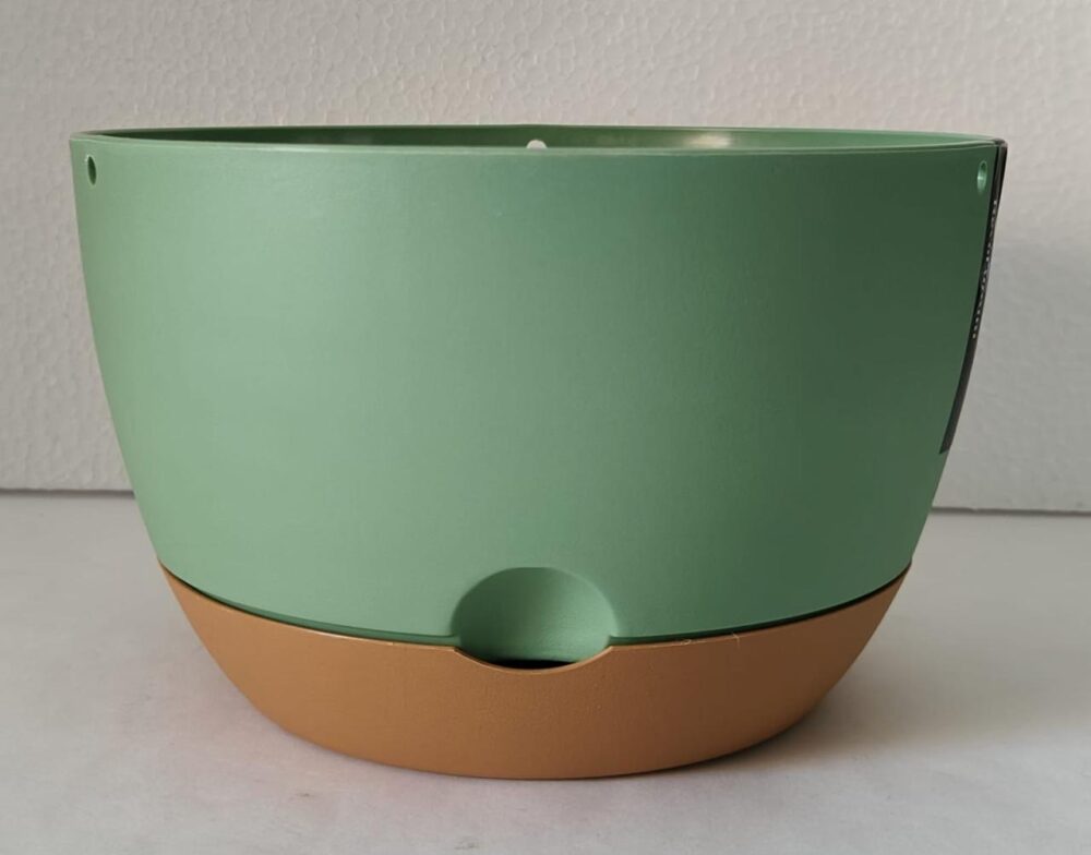Modern Hanging Planter Pot With Chain (21cm X 13cm X 12cm)